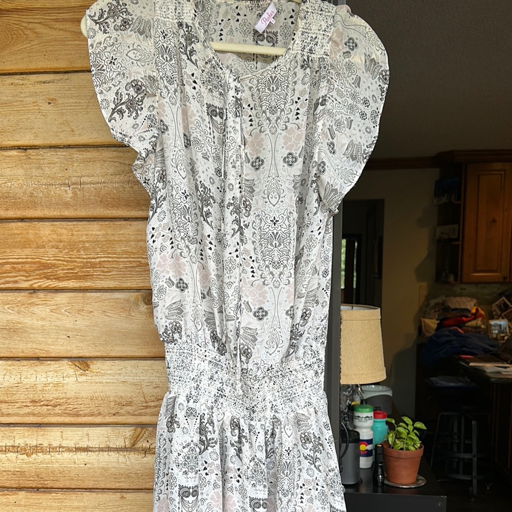 Parker Black, Grey, light Pink and White Puff Sleeve Sundress